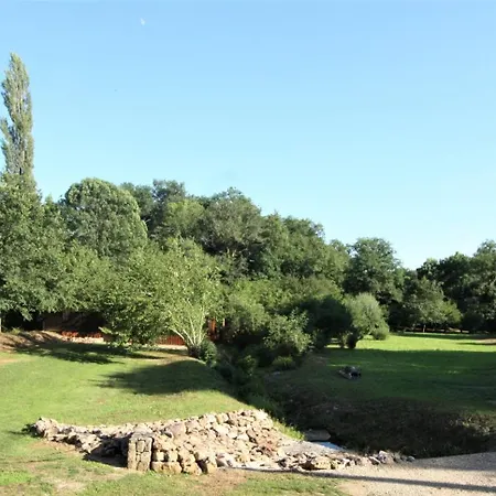 Willa Moulin De Bordes Loze